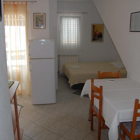 Villa Natalie Omiš Eksteriør bilde