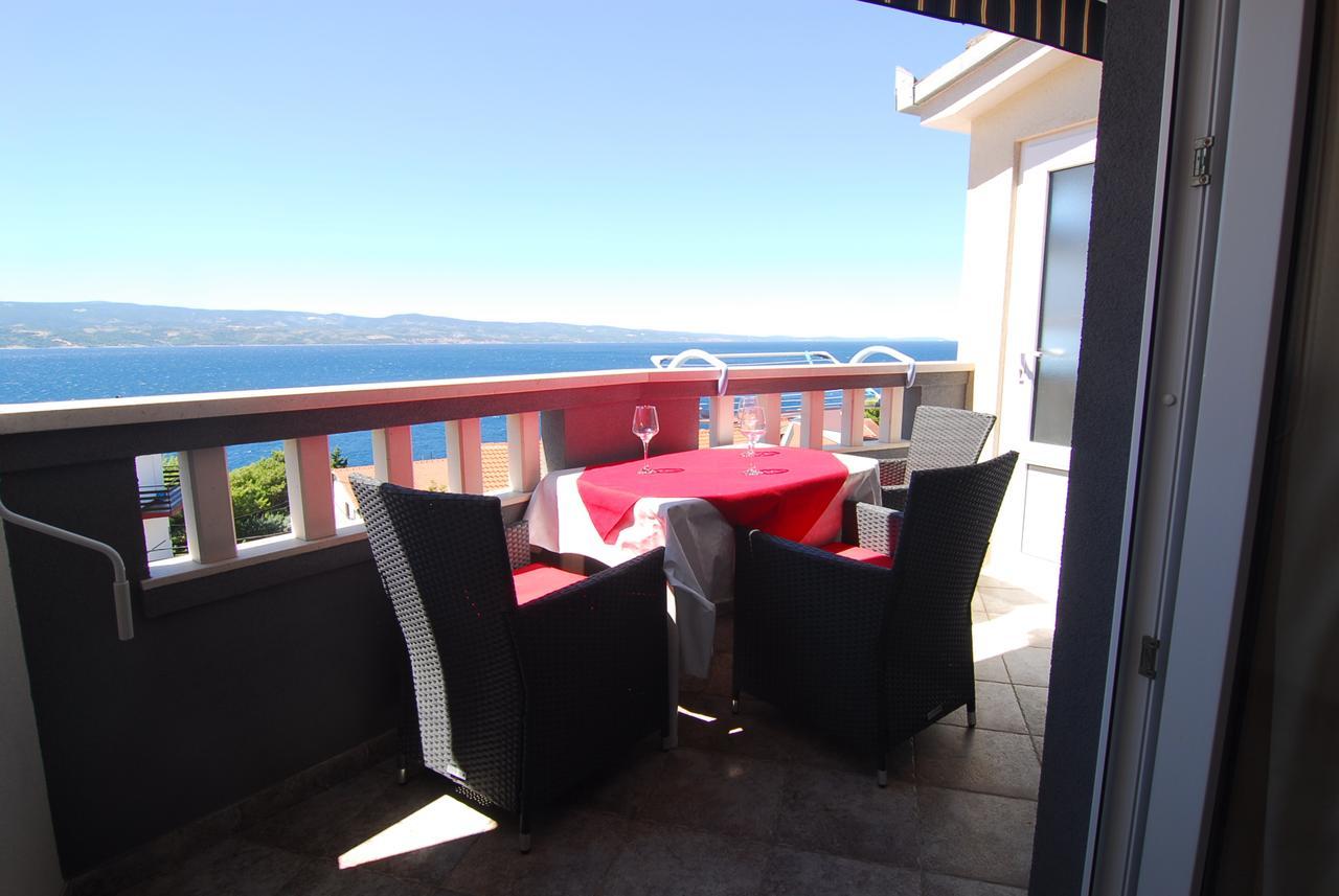 Villa Natalie Omiš Eksteriør bilde