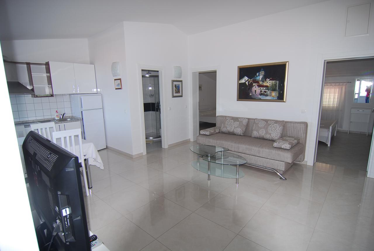Villa Natalie Omiš Eksteriør bilde