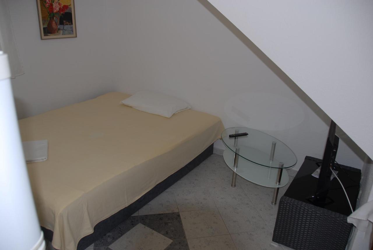 Villa Natalie Omiš Eksteriør bilde