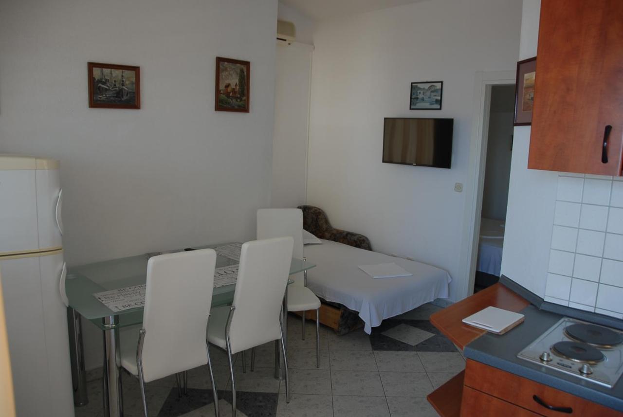 Villa Natalie Omiš Eksteriør bilde